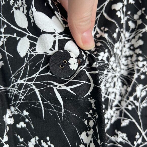 Villager by Liz Claiborne Black Floral Maximal Cotton Blazer Jacket Size 12 - Picture 6 of 10